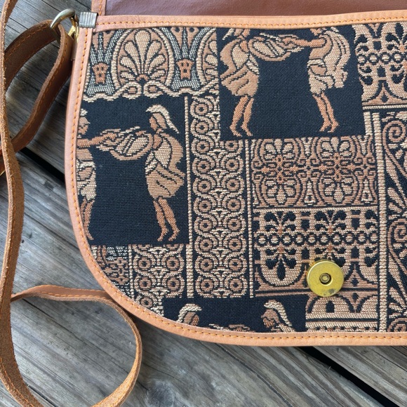 VTG Classical Tapestry Shoulder Bag - Picture 6 of 6